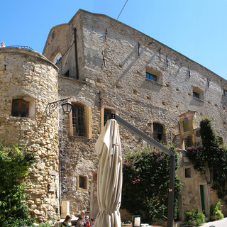 Nella ‘Giornata del Romanico’ itinerario per (ri)scoprire l’arte romanica a Cervo Nella ‘Giornata del Romanico’ itinerario per (ri)scoprire l’arte romanica a Cervo