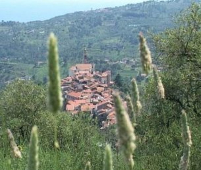 Civezza: prosegue a pieno regime il progetto di orto sociale con l'AASP Onlus