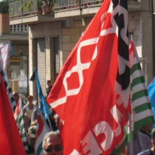 Senza stipendi e tredicesima: dopo l'Aimeri anche i dipendenti dell’HDS di Ventimiglia sul piede di guerra Senza stipendi e tredicesima: dopo l'Aimeri anche i dipendenti dell’HDS di Ventimiglia sul piede di guerra