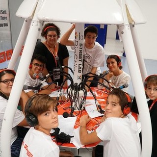 Contest "ti accompagno in Europa": in palio un viaggio con il proprio compagno di banco per vivere l'Europa Science Experience Contest "ti accompagno in Europa": in palio un viaggio con il proprio compagno di banco per vivere l'Europa Science Experience