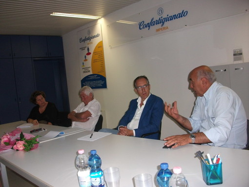 Sanremo: incontro alla Confartigianato con il sindaco Alberto Biancheri e l'assessore Anna Asseretto Sanremo: incontro alla Confartigianato con il sindaco Alberto Biancheri e l'assessore Anna Asseretto