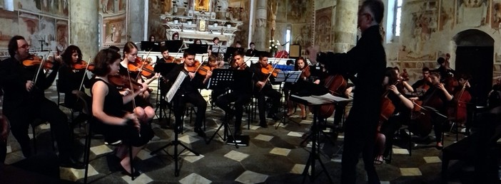 Imperia: oltre 400 le persone che hanno assistito al concerto dell'Orchestra Giovanile Ligeia e del Coro Cristo Re