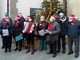 Cantando il Natale per le strade del borgo: don Massimo e il coro domani fanno il ‘Bis’