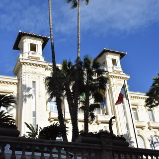 Spot istituzionale delle Poste italiane: il Casinò di Sanremo tra le eccellenze nazionali Spot istituzionale delle Poste italiane: il Casinò di Sanremo tra le eccellenze nazionali