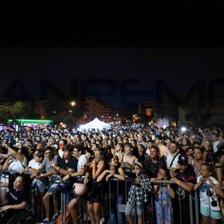 Sanremo: le congratulazioni di una lettrice all'Assessore Sindomi per la festa della Musica Sanremo: le congratulazioni di una lettrice all'Assessore Sindomi per la festa della Musica