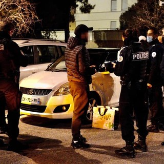 Dalla Francia: coprifuoco e controlli alle frontiere, le nuove misure annunciate ieri sera dal Primo Ministro Jean Castex