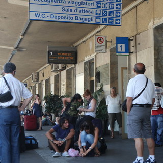 Ventimiglia: lavori alla stazione, da domenica a giovedì cancellati alcuni treni notturni