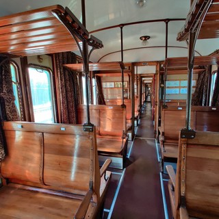 In viaggio da Genova a Ventimiglia sul treno storico 'Centoporte' per i 150 anni della linea In viaggio da Genova a Ventimiglia sul treno storico 'Centoporte' per i 150 anni della linea