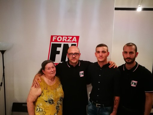 Sanremo: Alessandro Condò (Forza Nuova) incontra il giovane lavoratore aggredito da alcuni stranieri