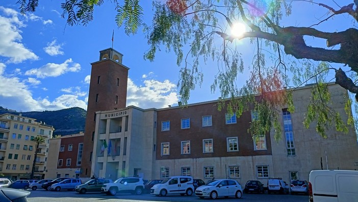 Ventimiglia Progressista attacca l’assessore Serena Calcopietro: “Parole gravi, si dimetta subito”