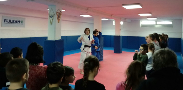 Oltre 200 alunni dell’Istituto Comprensivo ‘Biancheri’ a scuola di judo con lo JC Ventimiglia