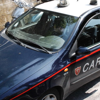 San Lorenzo al Mare: cassiera rapinata dell'incasso da due ladri in scooter, indagini dei Carabinieri