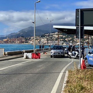 Coronavirus: preoccupazione in Francia, la Costa Azzurra è 'zona rossa' e c'è attesa per il discorso di Macron