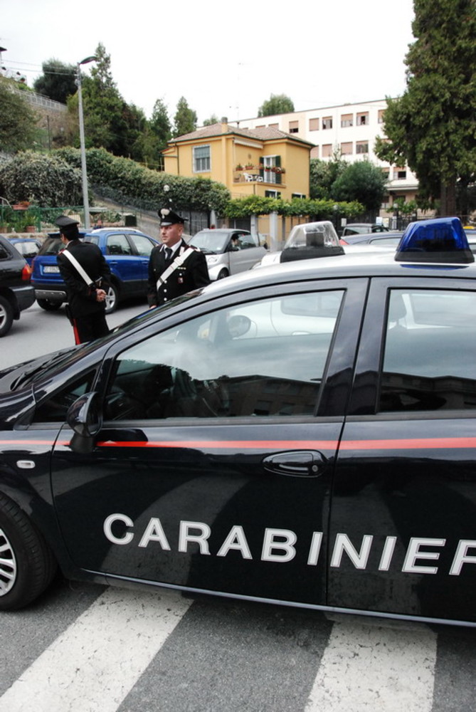 Ventimiglia: tentano di rubare da un veicolo dopo una lite col proprietario: un arresto dei Carabinieri della città di confine