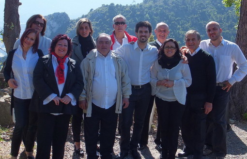 Bordighera: martedì ai Giardini Lowe il concerto della Banda di Borghetto e del coro 'Voci sotto le stelle'