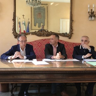 La conferenza stampa in Comune a Sanremo