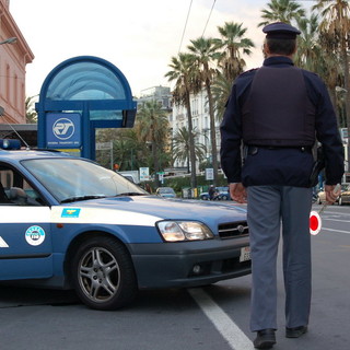 Ventimiglia: 49enne denunciato dalla Polizia per il furto di un portafogli