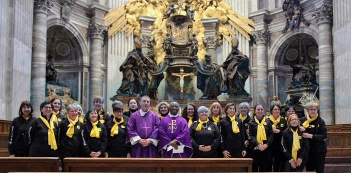 Il coro ‘conClaudia’ di Imperia accompagna la Celebrazione Liturgica in Vaticano (Foto) Il coro ‘conClaudia’ di Imperia accompagna la Celebrazione Liturgica in Vaticano (Foto)