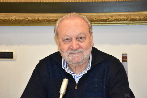 Il sindaco Daniele Cimiotti
