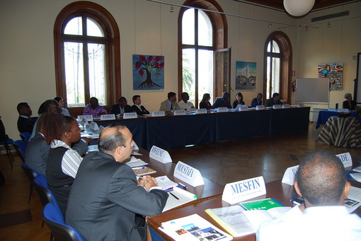 Diploma avanzato post-universitario sul 'Diritto Internazionale umanitario e operazioni di Pace' Diploma avanzato post-universitario sul 'Diritto Internazionale umanitario e operazioni di Pace'