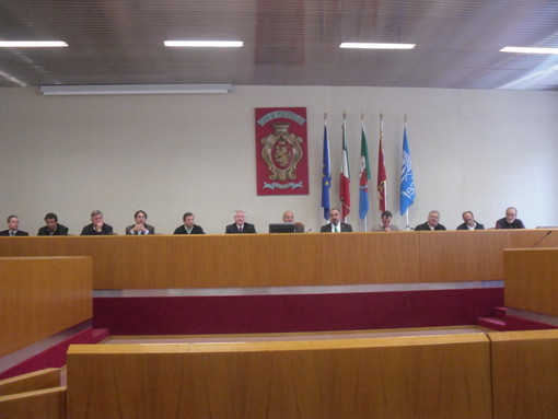Ventimiglia: Consiglio comunale unito contro lo scioglimento: in coro “Ci sia serenità di giudizio”