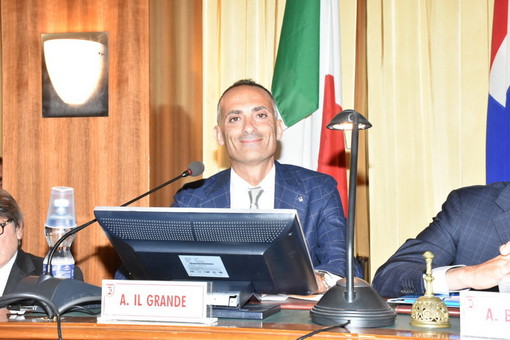 Sanremo, insulti in Consiglio Comunale. Il presidente Alessandro Il Grande: "Apriremo un’indagine" Sanremo, insulti in Consiglio Comunale. Il presidente Alessandro Il Grande: "Apriremo un’indagine"