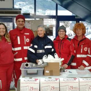 Camporosso: grande successo per la raccolta di alimenti di sabato scorso con la Croce Rossa Italiana Camporosso: grande successo per la raccolta di alimenti di sabato scorso con la Croce Rossa Italiana
