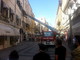 Sanremo, quattro negozi chiusi a ferragosto per caduta calcinacci: titolari “Una vergogna, nessuno è reperibile”