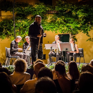 Cervo: anche l'Assessore regionale Ilaria Cavo ieri sera al concerto del quintetto di fiati del Carlo Felice Cervo: anche l'Assessore regionale Ilaria Cavo ieri sera al concerto del quintetto di fiati del Carlo Felice