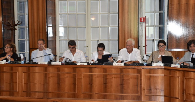 Aurelia bis, l’opposizione attacca dopo il consiglio: «Maggioranza confusa, la politica è nelle mani di pochi» Aurelia bis, l’opposizione attacca dopo il consiglio: «Maggioranza confusa, la politica è nelle mani di pochi»