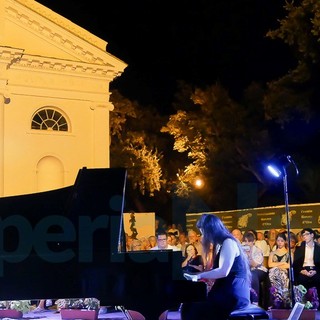 San Bartolomeo al Mare: Rovere d'oro, ecco i giurati. Il concorso internazionale di esecuzione strumentale si svolgerà dal 22 al 27 luglio San Bartolomeo al Mare: Rovere d'oro, ecco i giurati. Il concorso internazionale di esecuzione strumentale si svolgerà dal 22 al 27 luglio