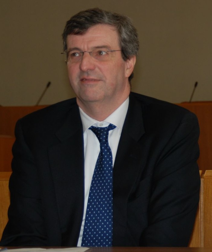 Regione: Burlando sui proiettili arrivati in busta "Lavoriamo con serenità!" Regione: Burlando sui proiettili arrivati in busta "Lavoriamo con serenità!"