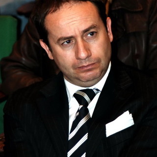 Gabriele Cascino (IDV): "Il Casinò di Sanremo deve semplicemente essere trasformato in un’azienda interamente privata!" Gabriele Cascino (IDV): "Il Casinò di Sanremo deve semplicemente essere trasformato in un’azienda interamente privata!"