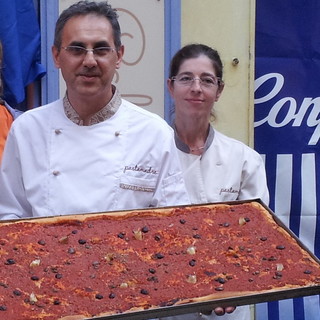 Stile Artigiano 2020: il pane e la sardenaira con il Maestro Panificatore Carlo Rovere Stile Artigiano 2020: il pane e la sardenaira con il Maestro Panificatore Carlo Rovere