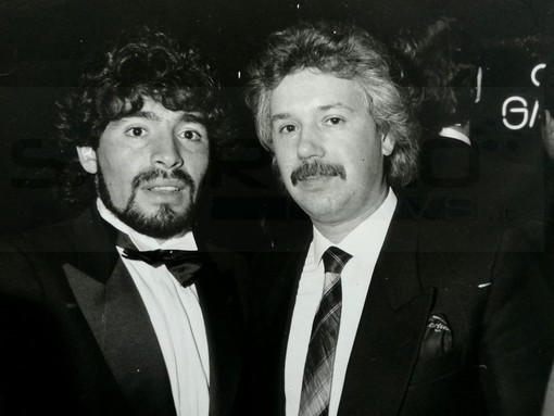 Diego Armando Maradona a Sanremo negli anni '80: eccolo al 'Festival dello Sport' con Roberto Pecchinino