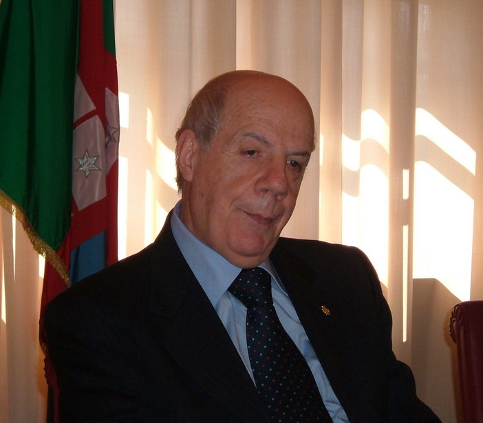 Falciola esprime amarezza per la sua esclusione