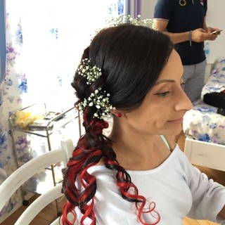 Ad ogni vestito e per ogni viso la sua acconciatura: per il giorno del matrimonio qualche spunto con Daniele Rao Parrucchieri