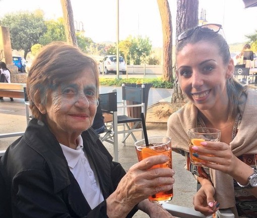 Il ricordo di una nostra lettrice per la nonna morta a causa del Coronavirus in una casa di riposo Il ricordo di una nostra lettrice per la nonna morta a causa del Coronavirus in una casa di riposo