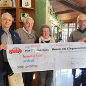 Il Fiat 500 Club Italia dona 3.000 euro all’Unicef di Imperia e riceve la Pigotta “Carmencita 500 Spericolata”