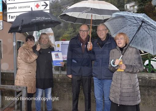 Sanremo: inaugurato questa mattina in frazione Baragallo l'11° defibrillatore del 'Progetto Vita'