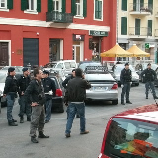 Gli agenti della Questura hanno espulso oggi altri tre tunisini arrivati da Lampedusa