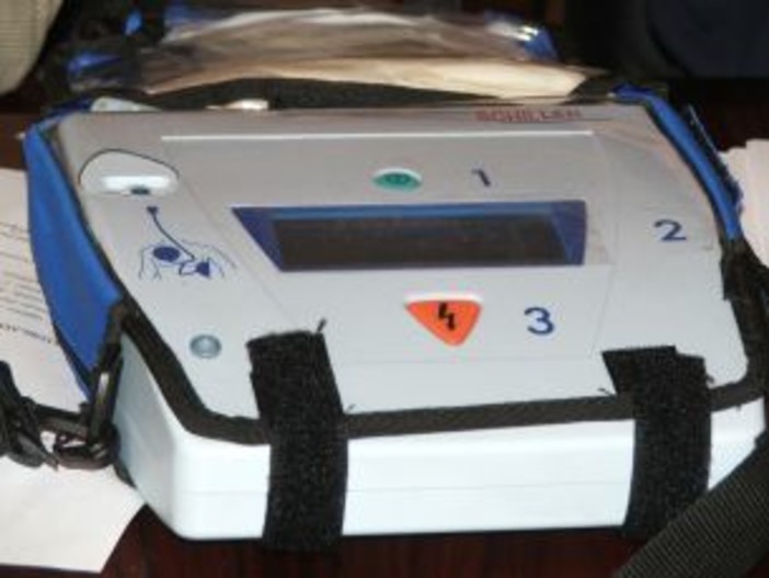 Ventimiglia: mini corso di istruzione all'uso del defibrillatore