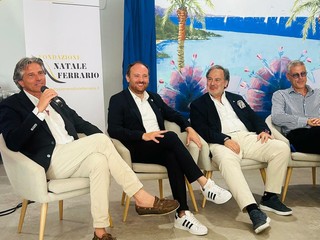 Da sin. a ds: Marco Cornacchia, ad di Cala del Forte; Flavio Di Muro, sindaco di Ventimiglia; Amedeo Solimano, presidente Fondazione Natale Ferrario; Luciano Tesorini, presidente Confindustria Imperia.