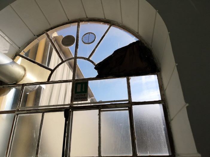 Imperia: denuncia della UIL sulle condizioni della casa di riposo di via Agnesi, la direzione replica "Sono danni provocati dalla alluvione"