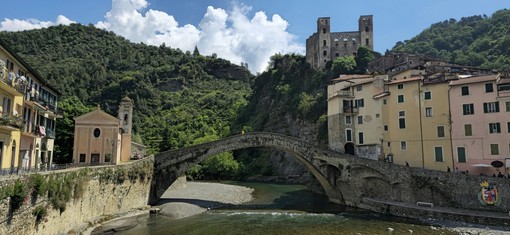 Dolceacqua candidata al Best Tourism Villages 2026 dell’ONU, il borgo ligure selezionato dal Ministero del Turismo Dolceacqua candidata al Best Tourism Villages 2026 dell’ONU, il borgo ligure selezionato dal Ministero del Turismo