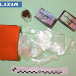 Ventimiglia, blitz della Polizia: arrestato un uomo trovato con oltre 200 grammi di hashish in casa