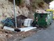Ventimiglia: stato di trascuratezza dei bidoni dell'immondizia in via alle Ville, le proteste dei residenti (Foto)