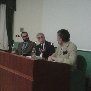 Sanremo: grande successo per la presentazione del libro 'Dizionario delle cose Segrete' Sanremo: grande successo per la presentazione del libro 'Dizionario delle cose Segrete'