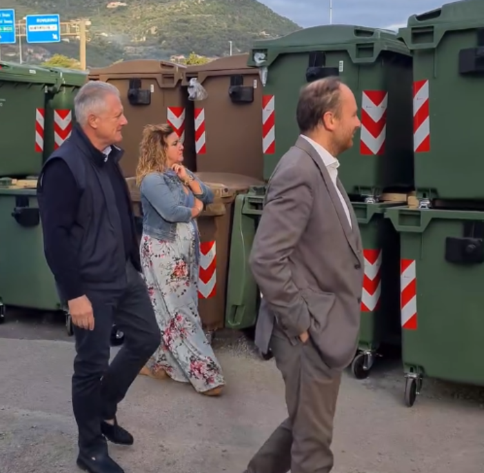 Rifiuti a Ventimiglia, Di Muro: "150 nuovi bidoni sostituiranno quelli rotti, maleodoranti o imbrattati"