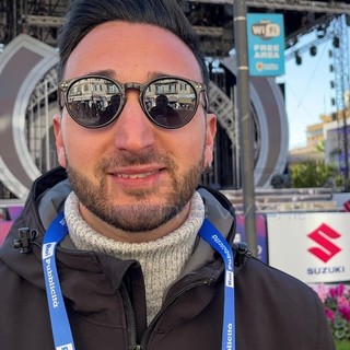 Sanremo: un sanremese apre il palco del Suzuki Stage, il primo live è con Daniele Capozucca (foto e video) Sanremo: un sanremese apre il palco del Suzuki Stage, il primo live è con Daniele Capozucca (foto e video)